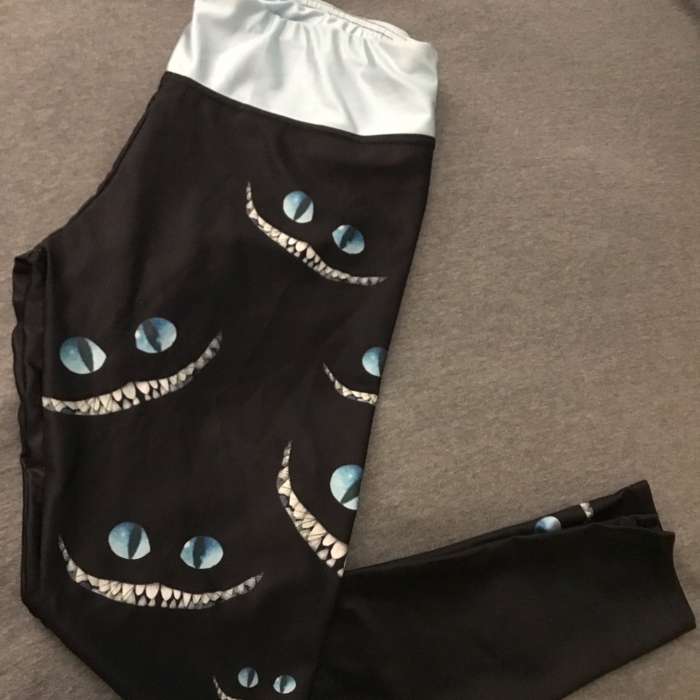 Cheshire Cat leggings